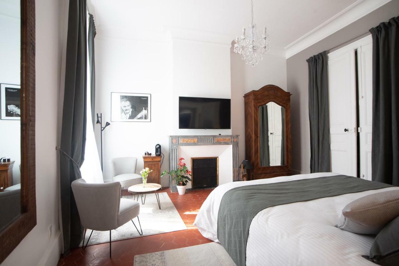 Montbazin La Domitia - Maison D'Hotes, Massages & Bien-Etre מראה חיצוני תמונה
